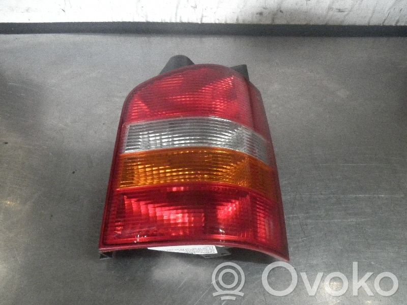Volkswagen Transporter - Caravelle T5 Lampă spate în caroserie 