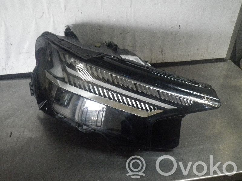 Phare frontale   89A941036