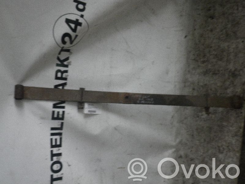 Rear leaf spring
