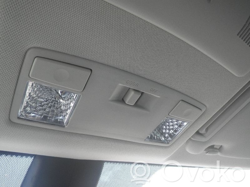 Mazda CX-7 Éclairage lumière plafonnier avant 