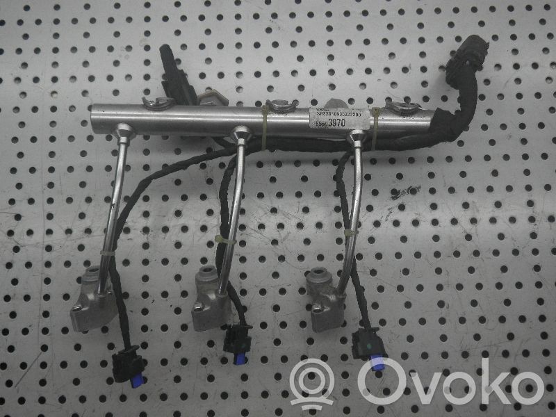 Opel Corsa E Kraftstoffverteiler Einspritzleiste Verteilerrohr 