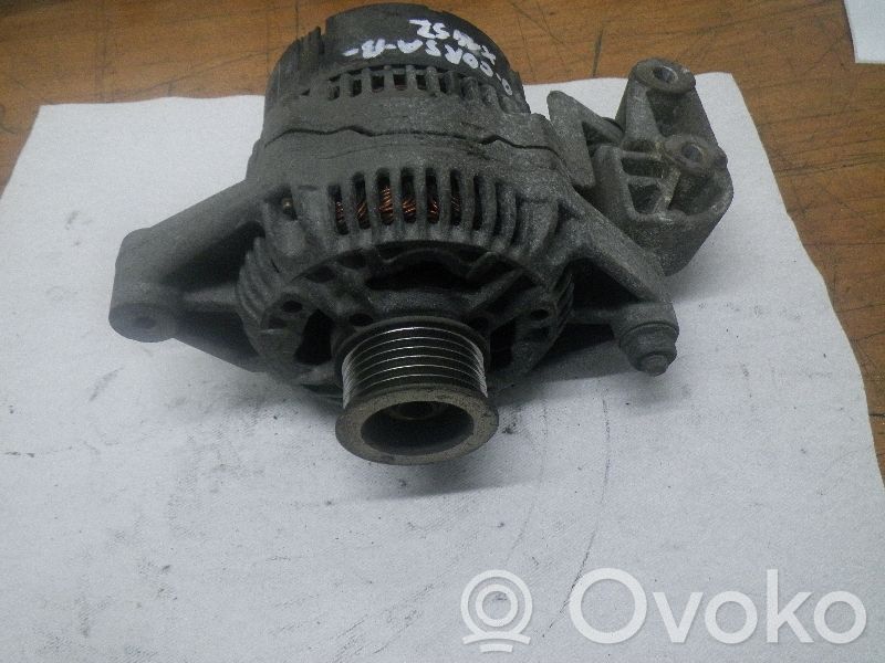 Opel Corsa B Alternador 