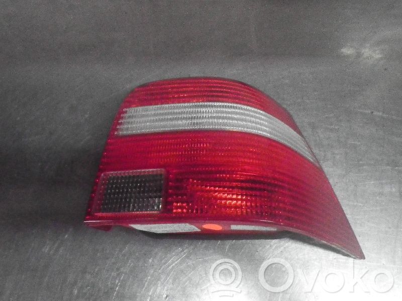 Volkswagen Golf IV Lampa tylna 