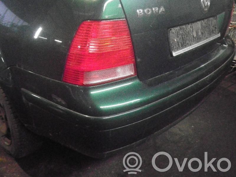 Volkswagen Bora Parachoques 