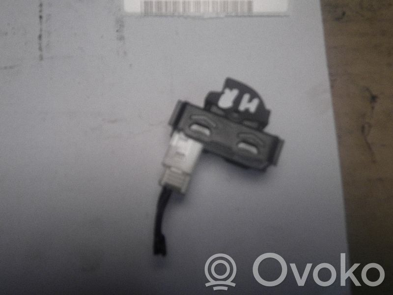 Peugeot 208 I Electric window control switch 
