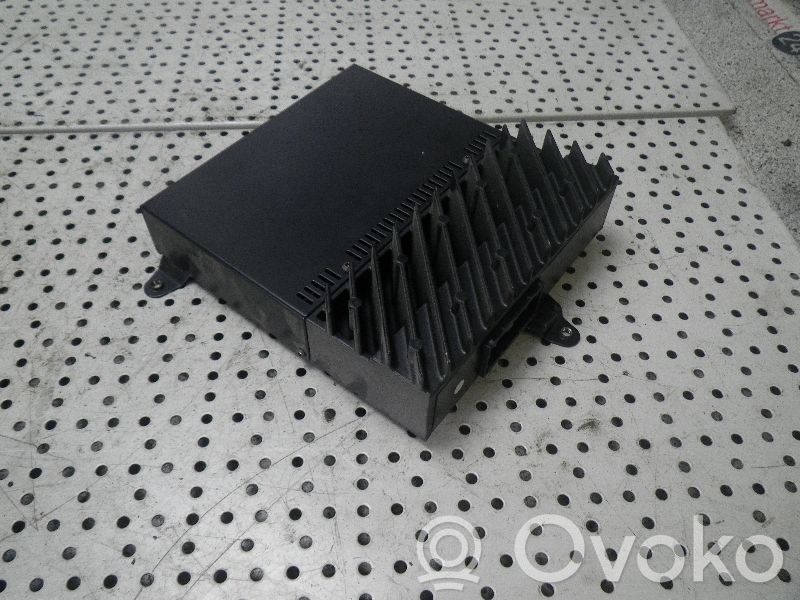 Sound amplifier   8376312