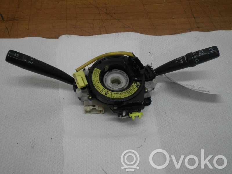 Toyota Corolla E110 Commodo, commande essuie-glace/phare 