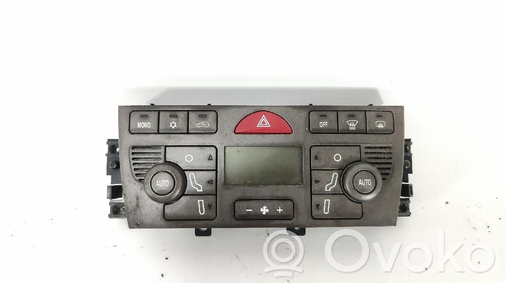 Climate control unit   735369969