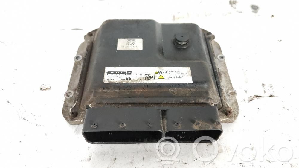 Opel Astra H Engine control unit/module 