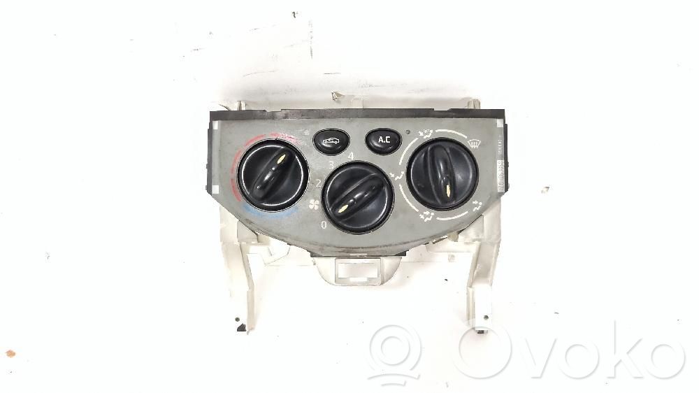 Opel Vivaro Climate control unit 