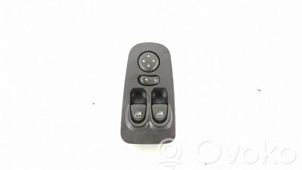 Lancia Ypsilon Electric window control switch 