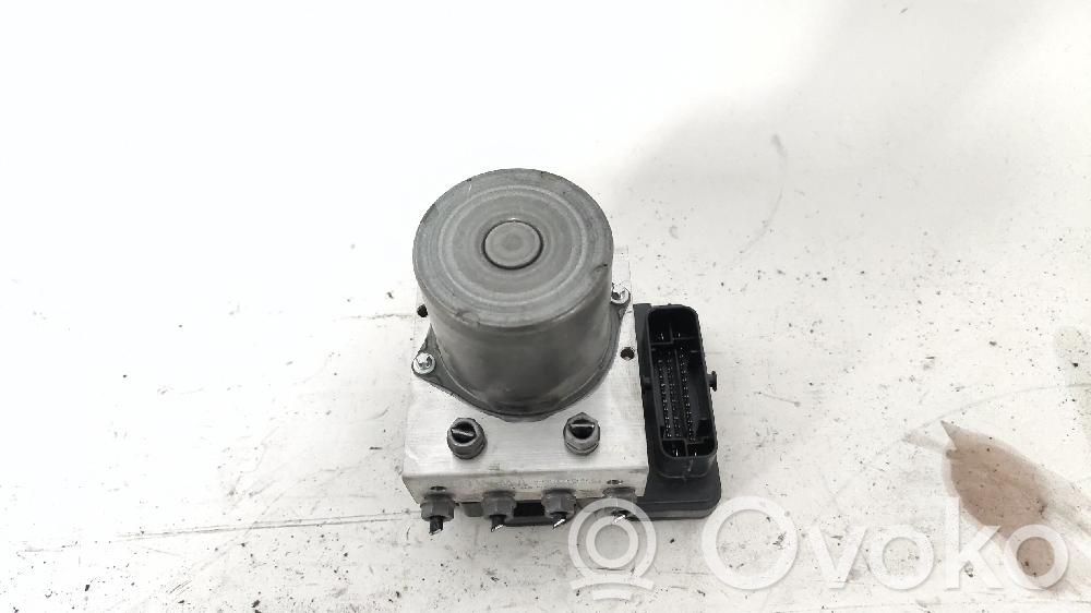 Volkswagen Polo VI ABS Pump 