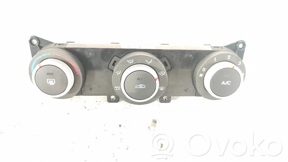 Climate control unit   972501H021