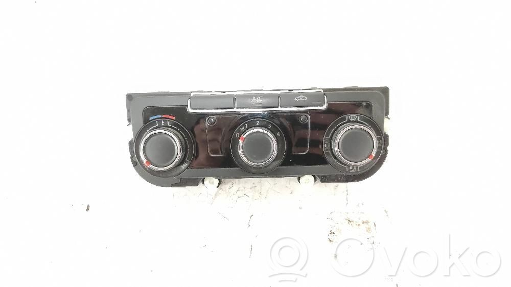 Volkswagen Caddy Climate control unit 