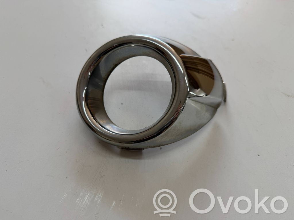 Ford Fiesta Verkleidung Nebelscheinwerfer / Gitter vorne 