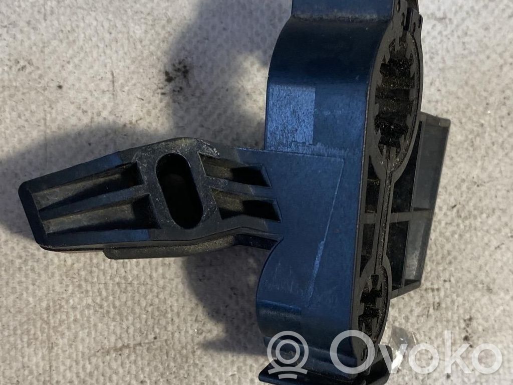 Volvo V70 Suport fixare plasă bagaje 