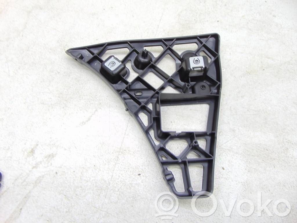 Front bumper mounting bracket   C1117B750A