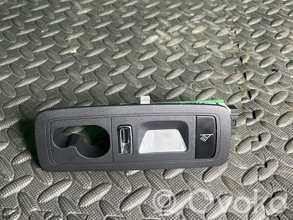 Porsche Cayenne (92A) Far 