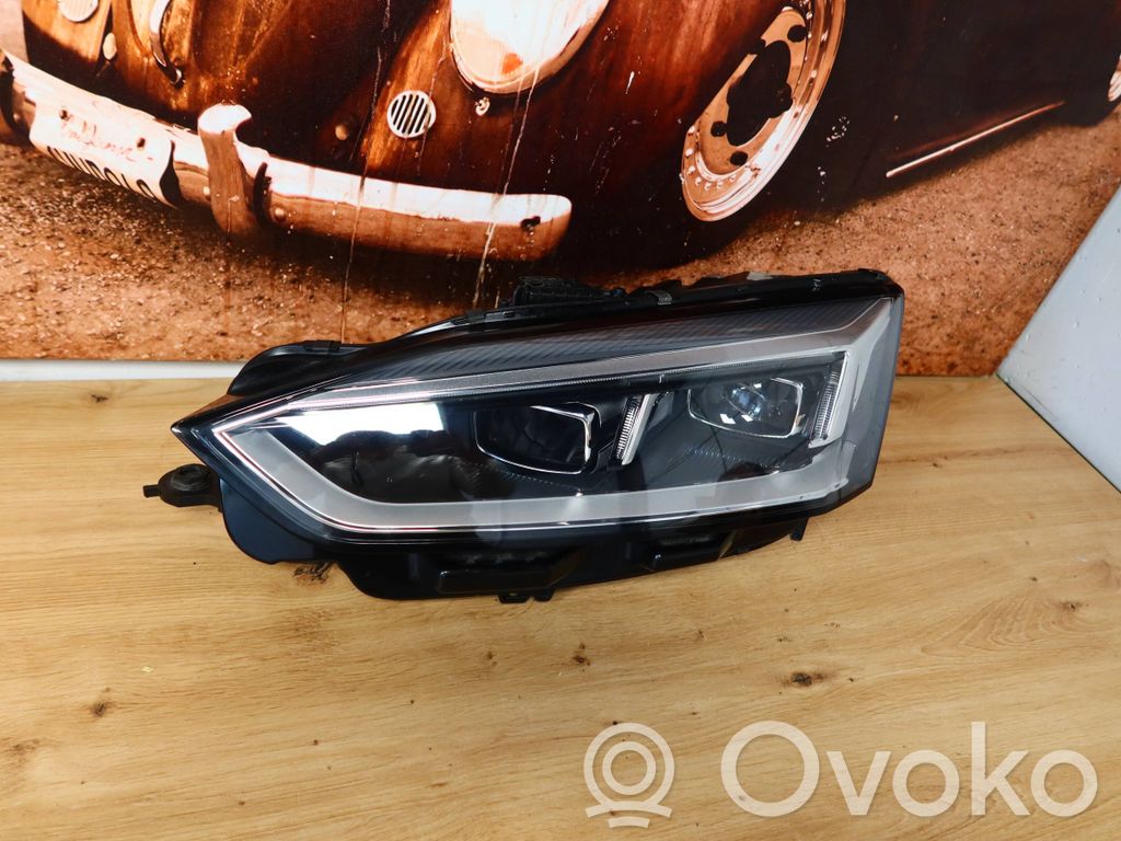 Headlight/headlamp   8W6941033D,8W6941033D,T090027