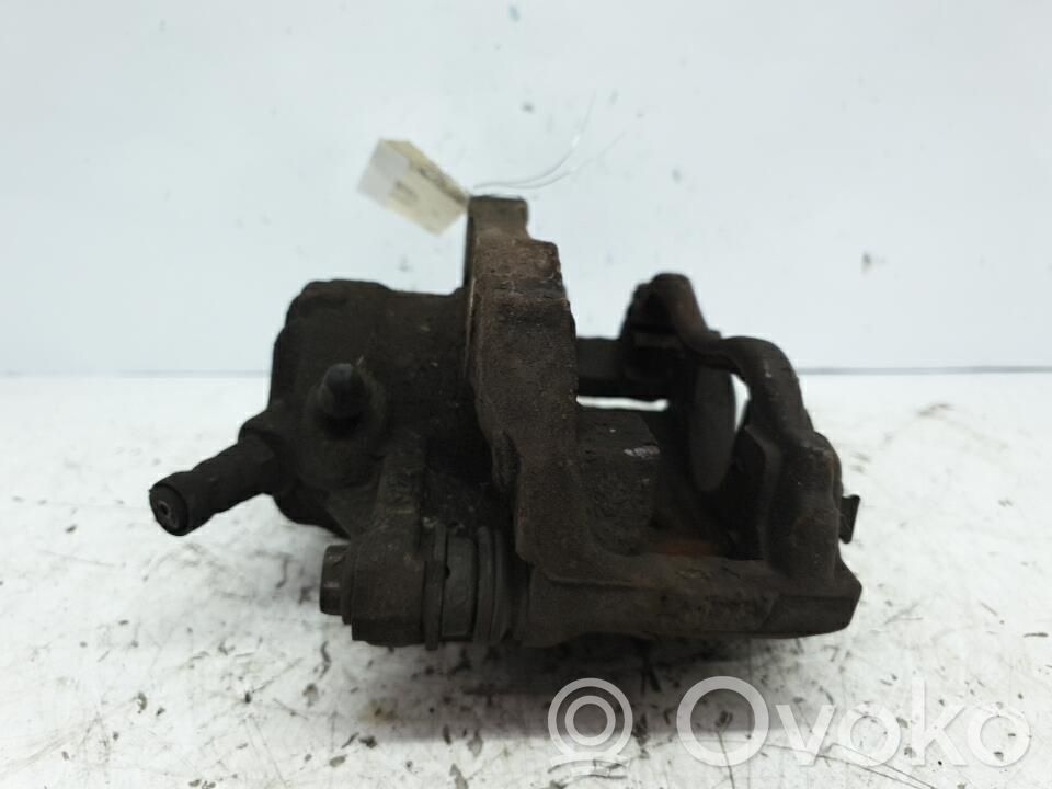 Peugeot 206 CC Zacisk hamulcowy przedni 