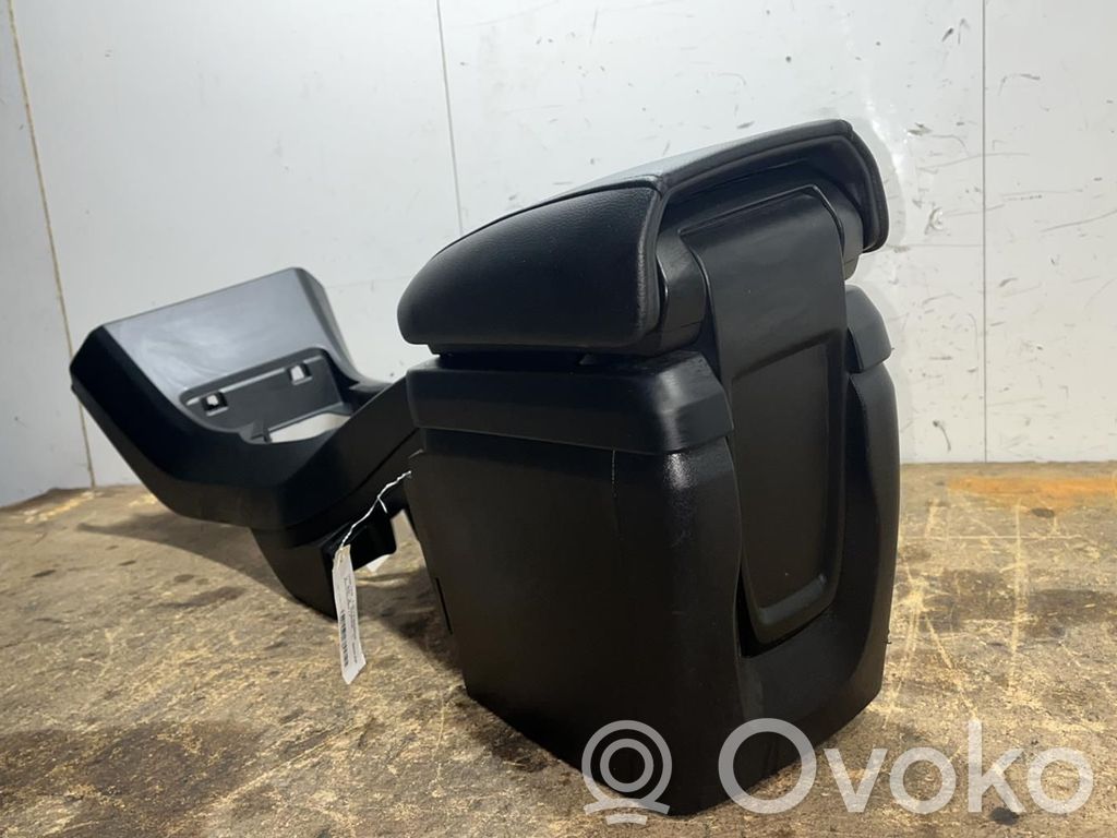 Volvo V40 Armrest 
