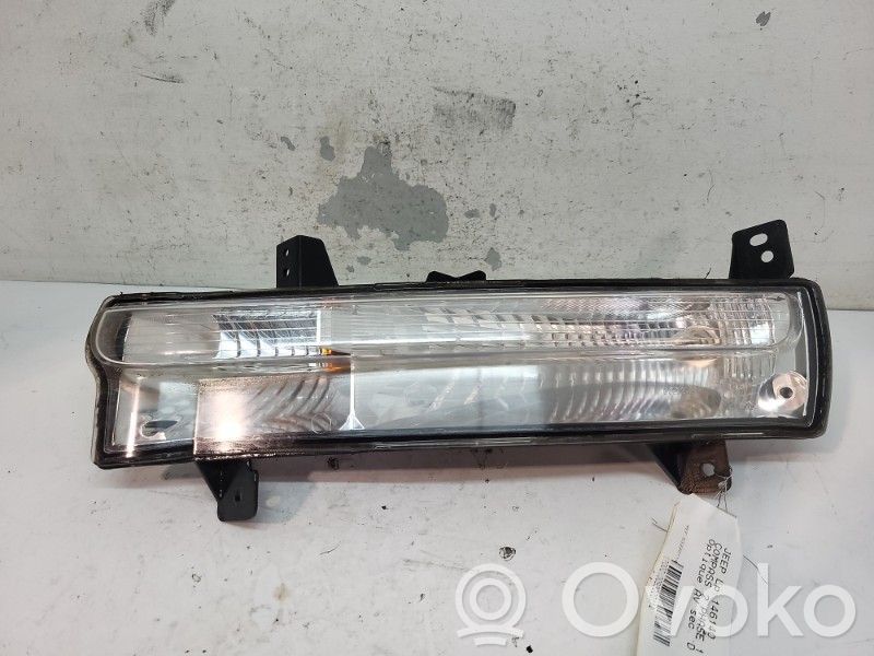 Jeep Compass Front fender indicator light 