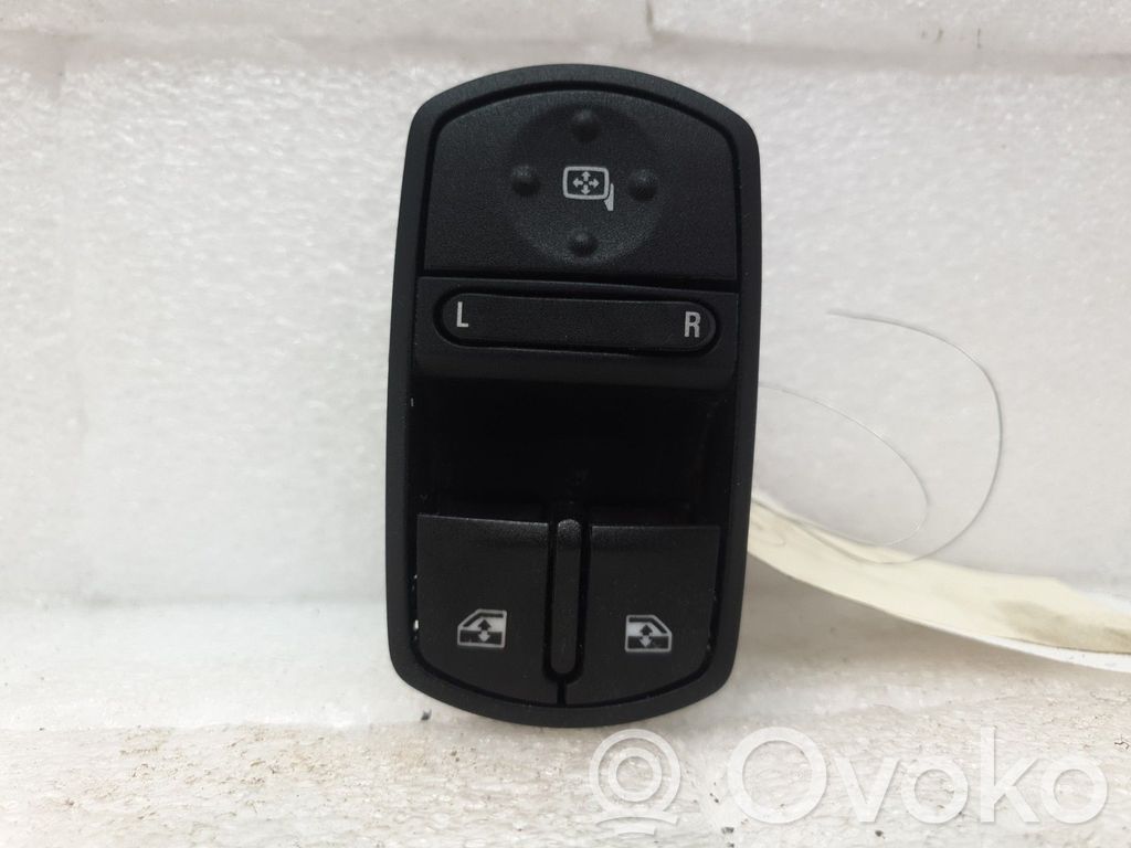Electric window control switch   13430017