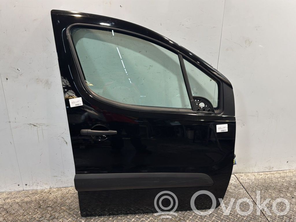 Puerta delantera   9004Z6