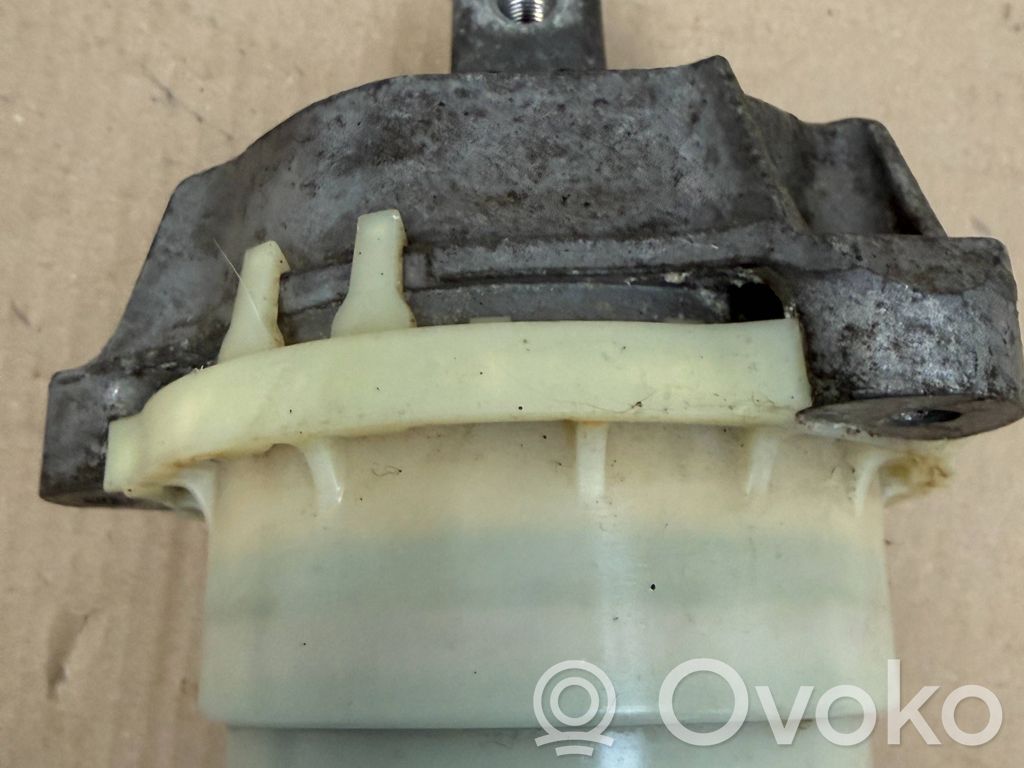 BMW X5 G05 Engine mount bracket 