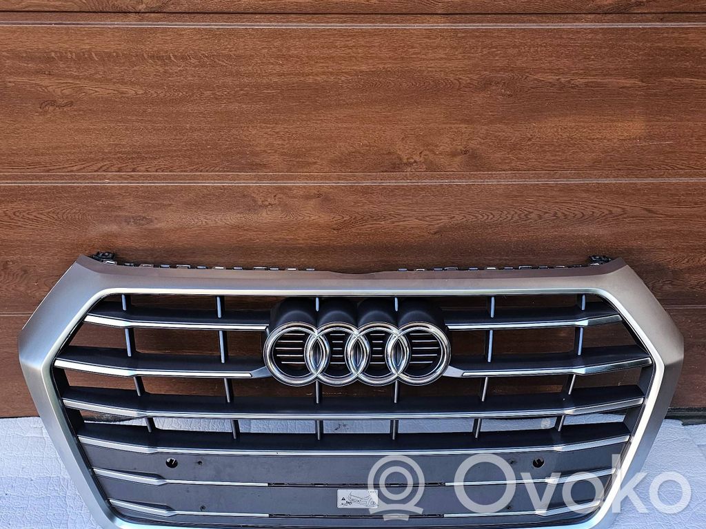 Audi Q5 SQ5 FY Griglia superiore del radiatore paraurti anteriore 