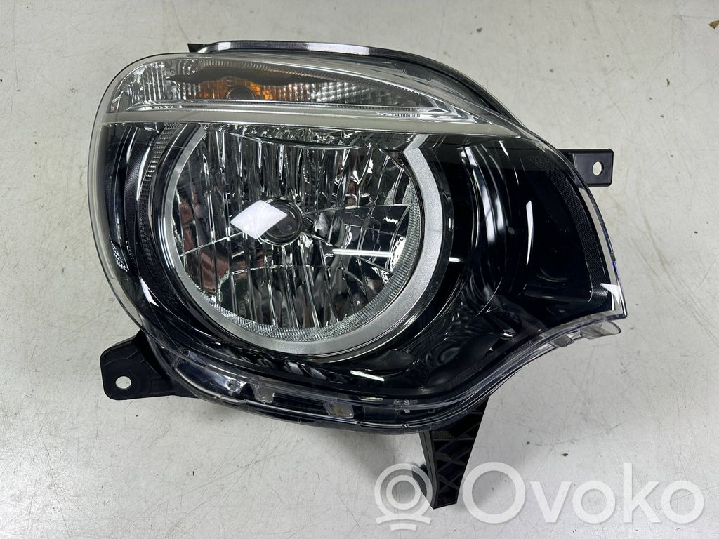 Renault Twingo III Headlight/headlamp 