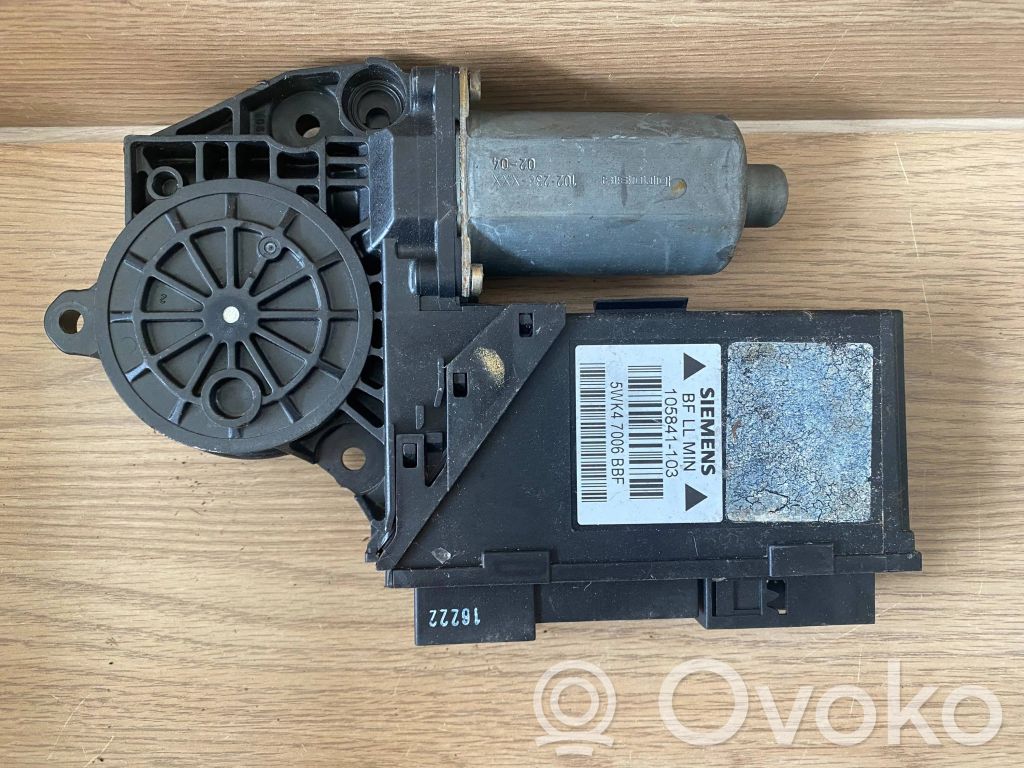 Audi A4 S4 B6 8E 8H Priekšpusē loga pacēlāja motoriņš 