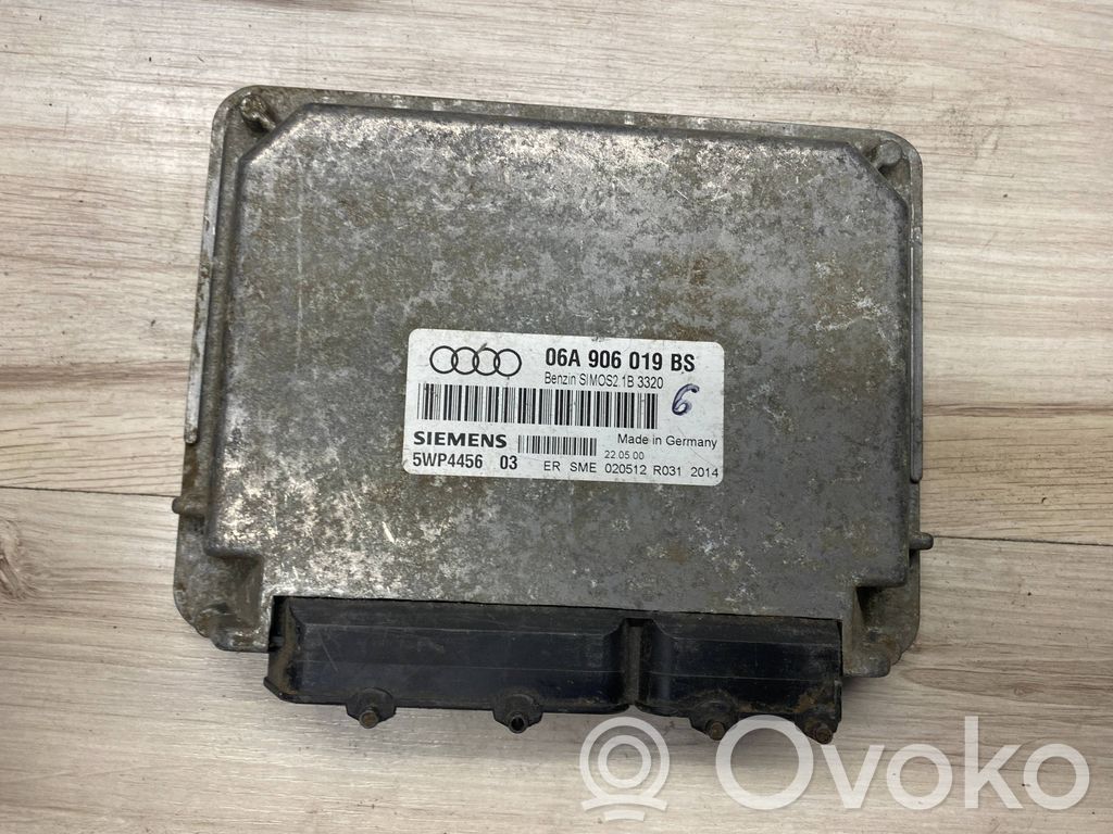 Sterownik / Moduł ECU   06A906019BS,5WP445603