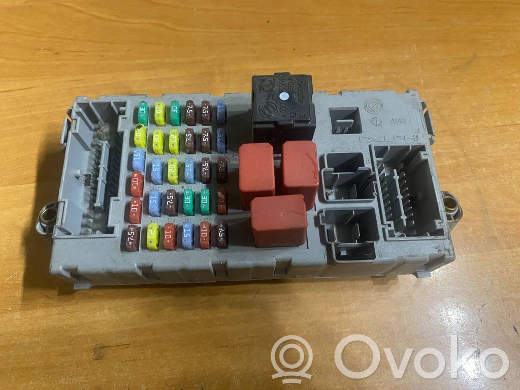 Alfa Romeo 159 Drošinātāju bloks 