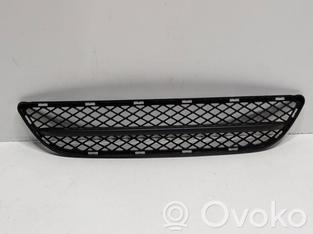 BMW 3 E90 E91 Unteres Gitter dreiteilig vorne 