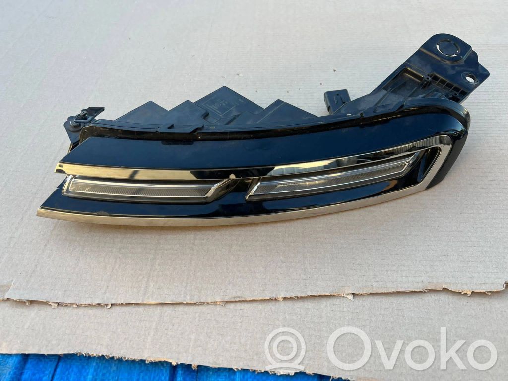 Citroen C5 Aircross Proiector lumini zi LED 