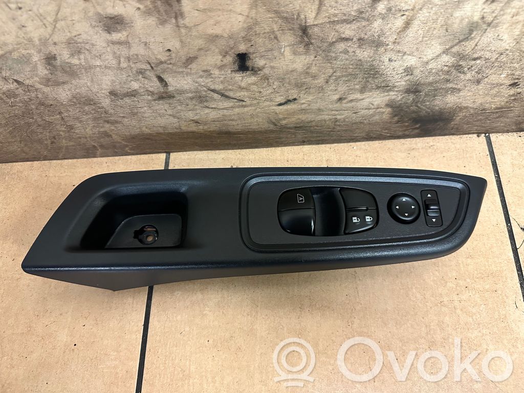 Engine control unit/module   237105FF0B,809615FA1A,255705RA0A,0877A