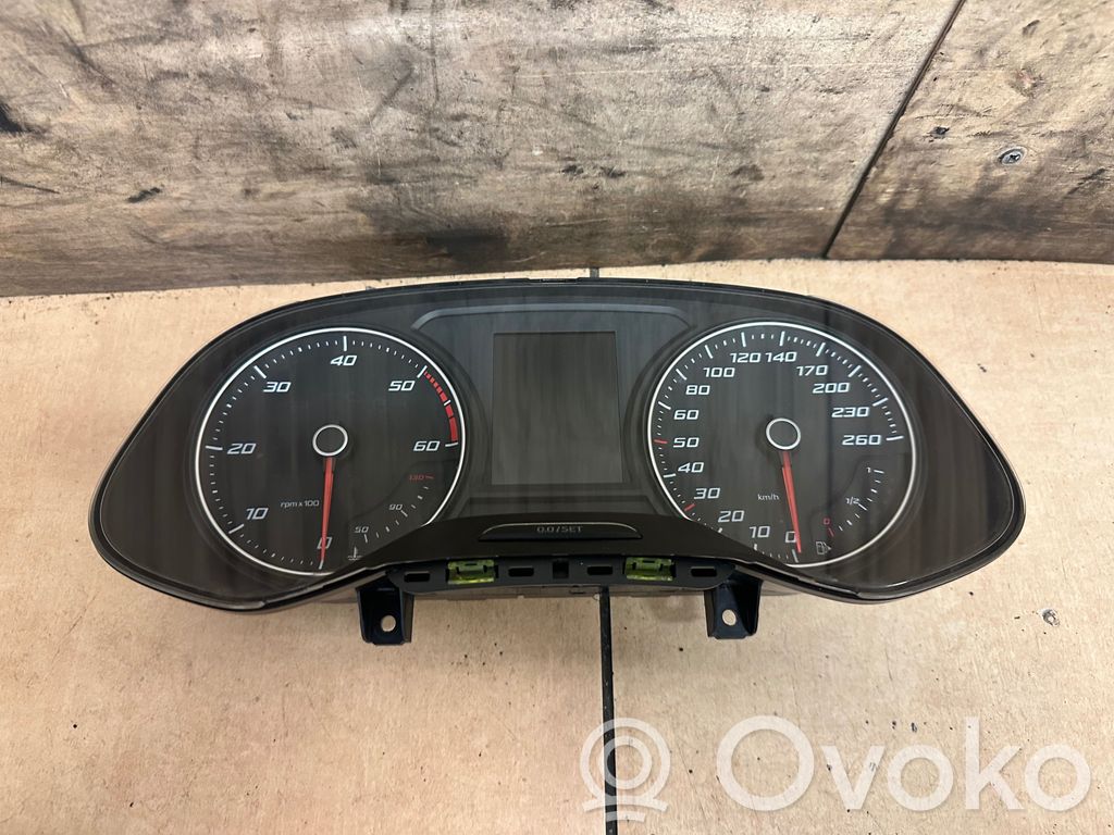 Seat Leon (5F) Speedometer (instrument cluster) 