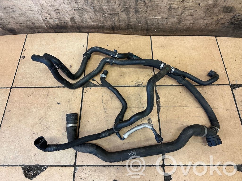 BMW 2 F45 Przewód / Wąż chłodnicy 