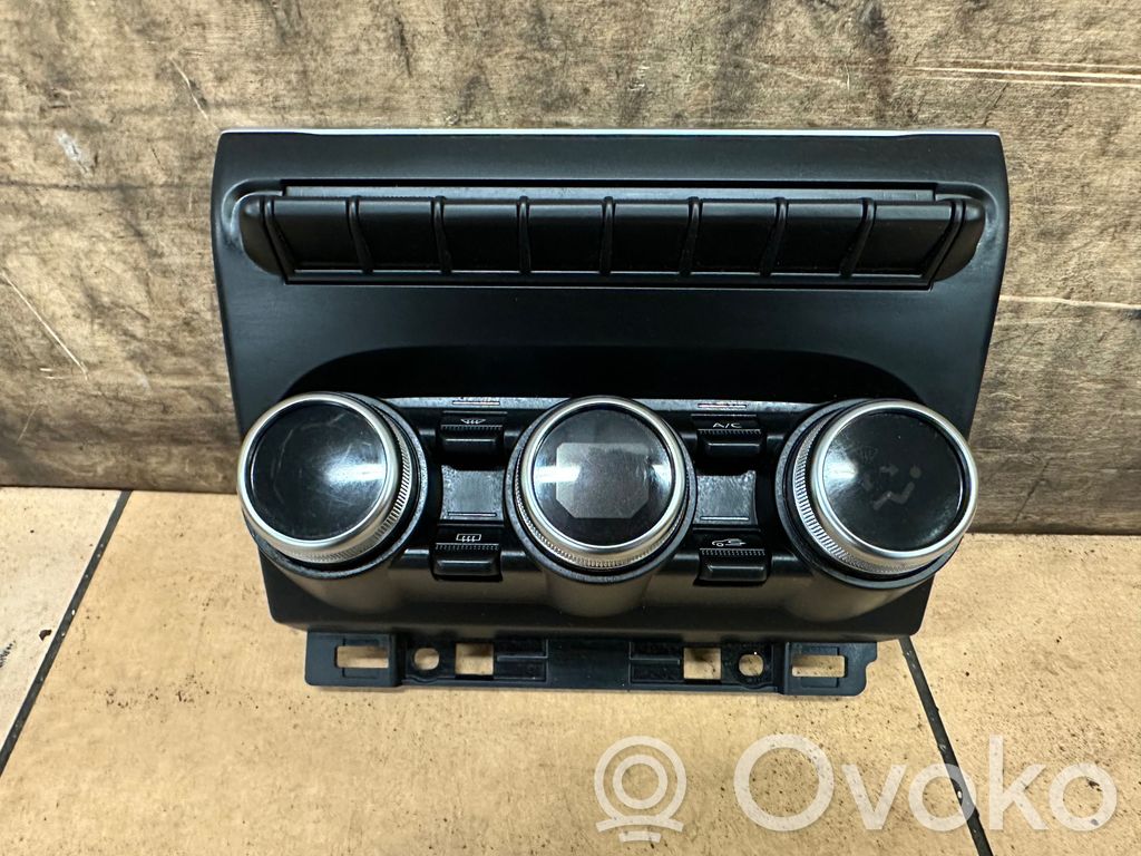 Renault Zoe Climate control unit 