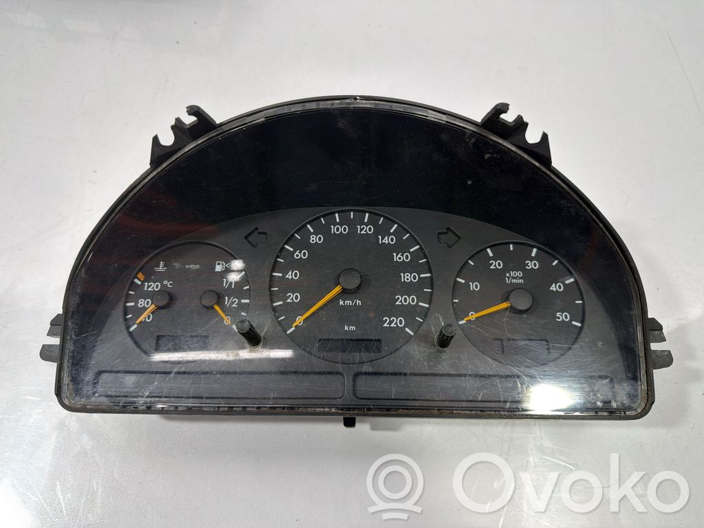 Mercedes-Benz ML W163 Tachimetro (quadro strumenti) 