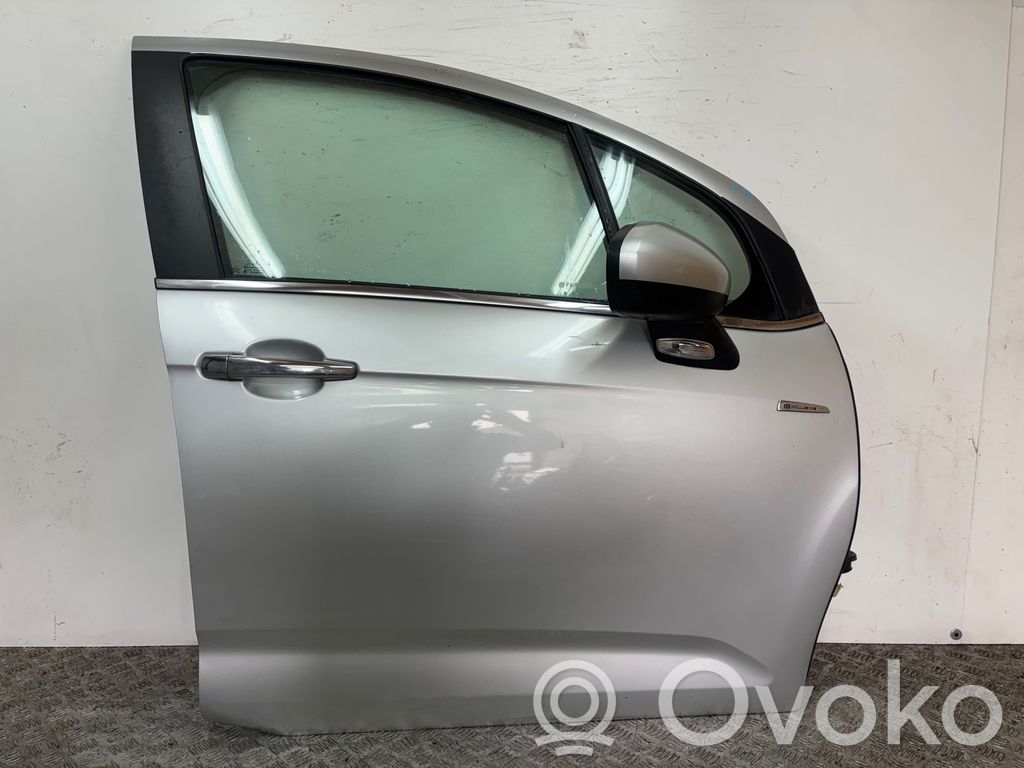 Porte avant