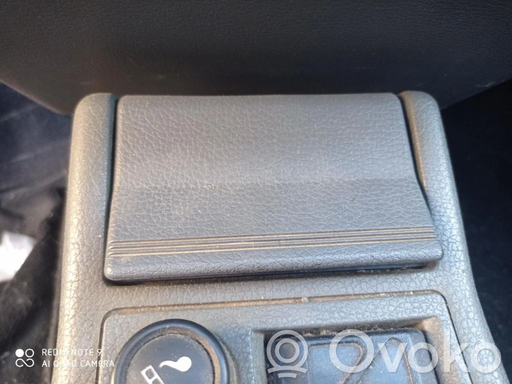 Cenicero del coche