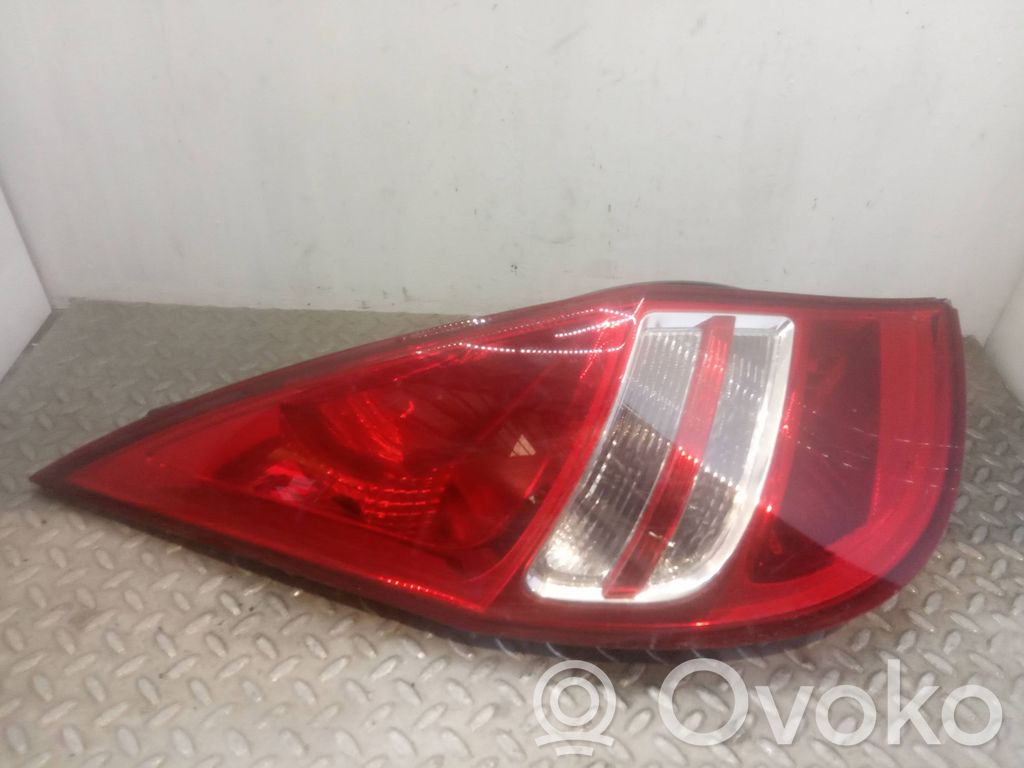 Luz trasera/de freno   924012R000