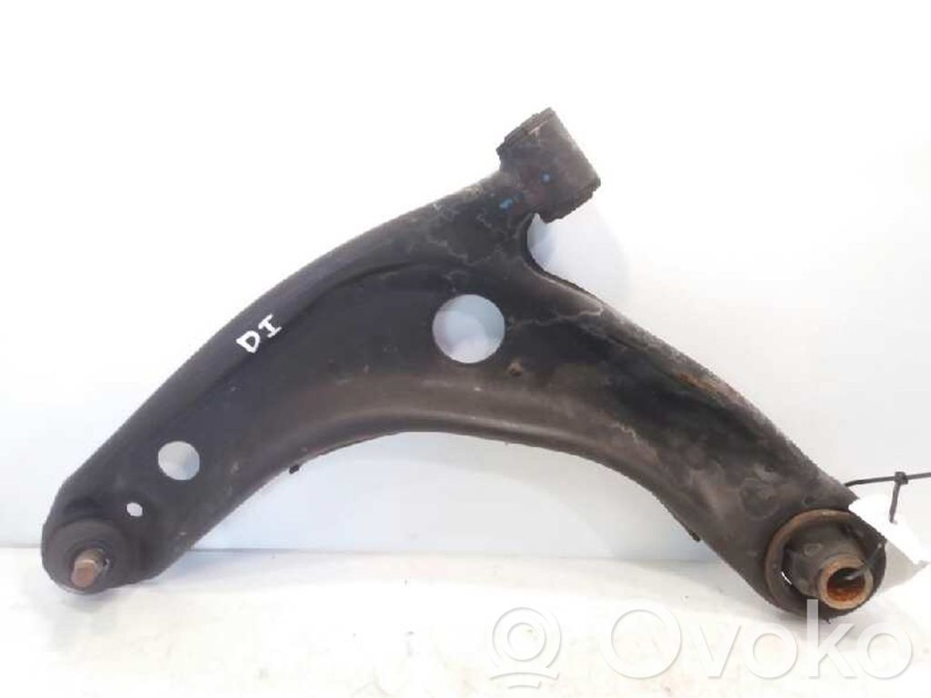 Toyota Yaris Querlenker vorne 