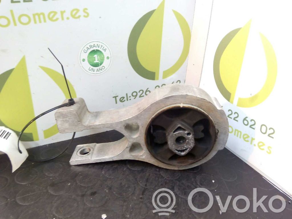 Soporte de montaje del motor