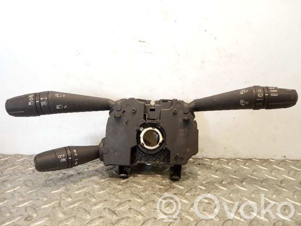 Alfa Romeo Giulietta Comutator/buton multifuncțional 