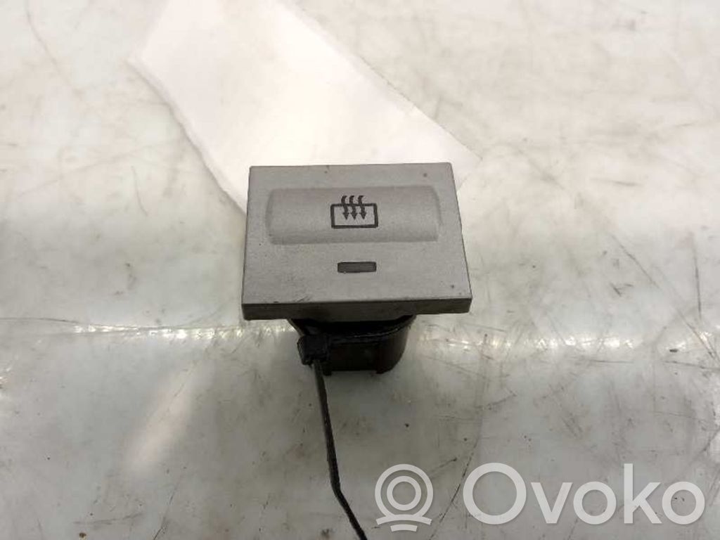 Interruptor de control multifunción   8V4T18C621AB