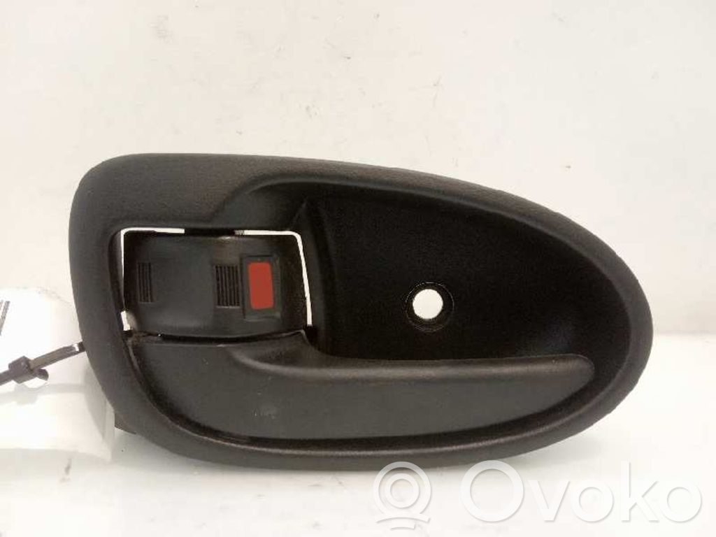 Toyota Yaris Manecilla interna puerta trasera 