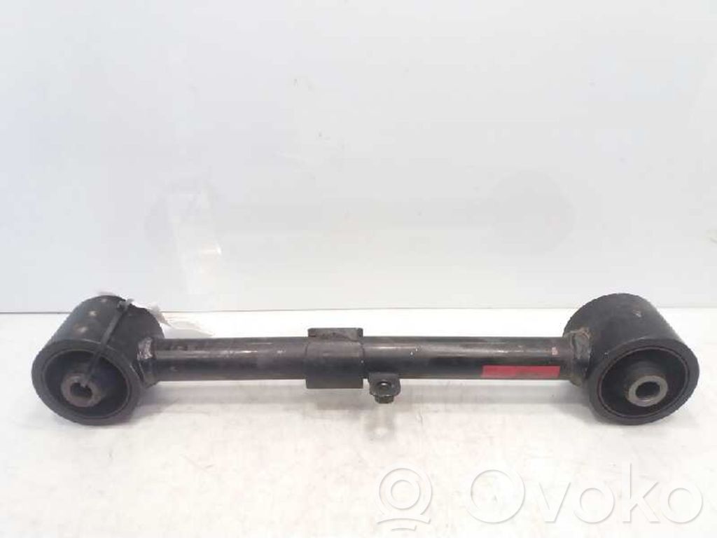 Toyota Land Cruiser (J200) Wahacz tylny 